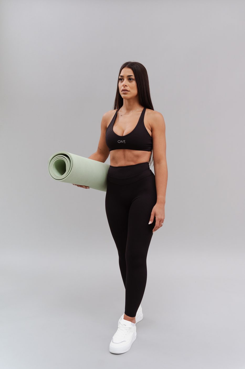 AuraMotion top Negro