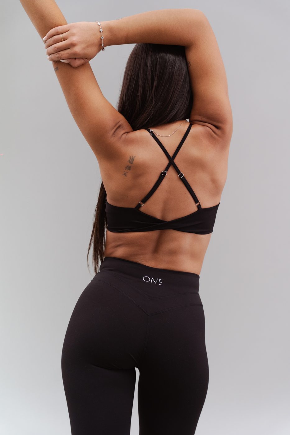 AuraMotion top Negro